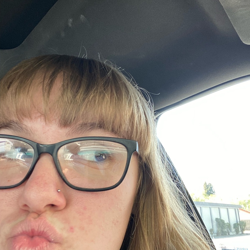 Meet your Posher, Grace